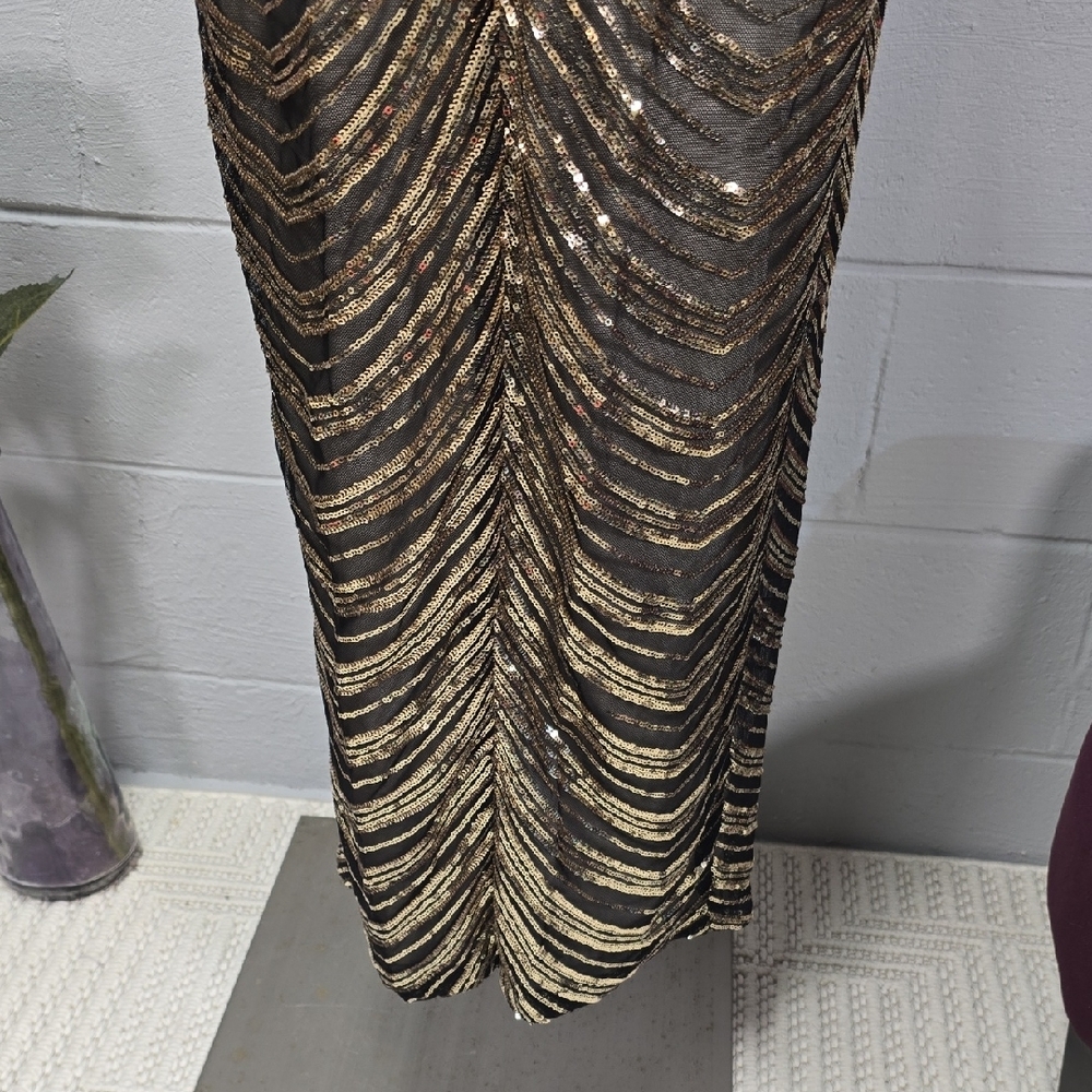 Fashion Nova Black and Gold Dress - Picture 5 of 12